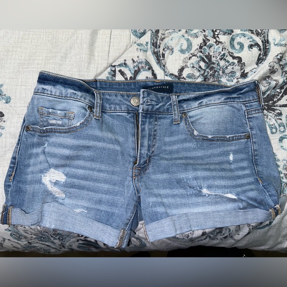 Jean shorts - Picture 1 of 3